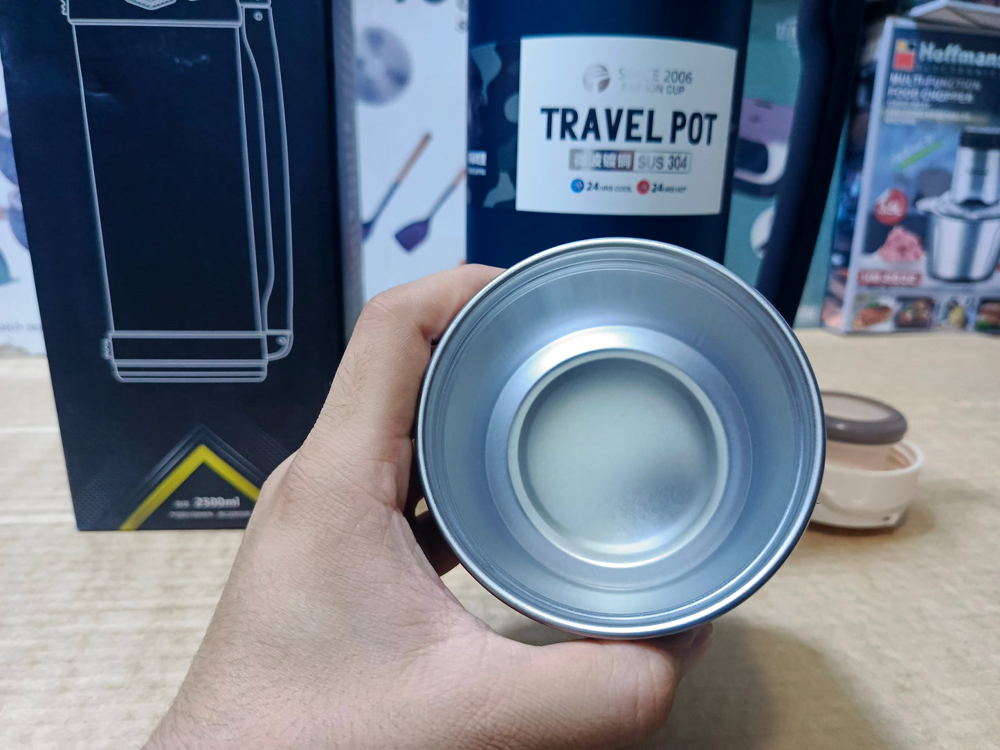 Travel Pot Water Bottle 2000ml Stainless Steel SUS 304 and Hot and Cool 24 housr