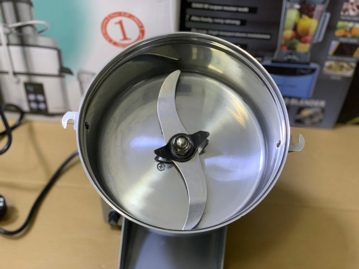 Super crest spice 🌶 grinders Stainless Steel and Full Copper Motor