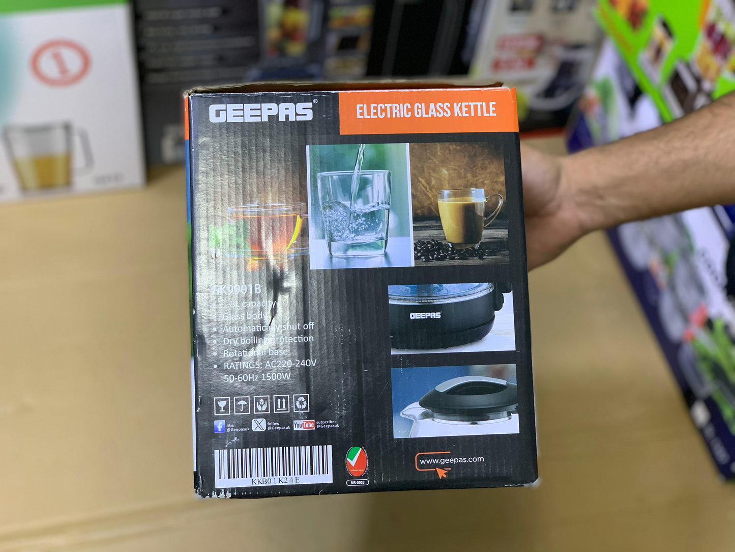 Geepas Electric Glass Kettle 1.8L and 1500 Watt | Automatic cut off | Model: K9901B