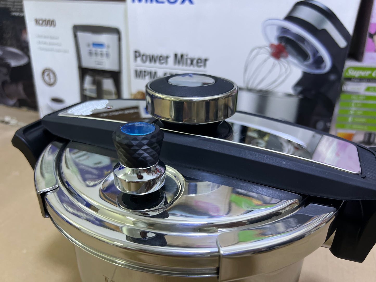 Uniqui 6+8L Automatic Pressure Cooker