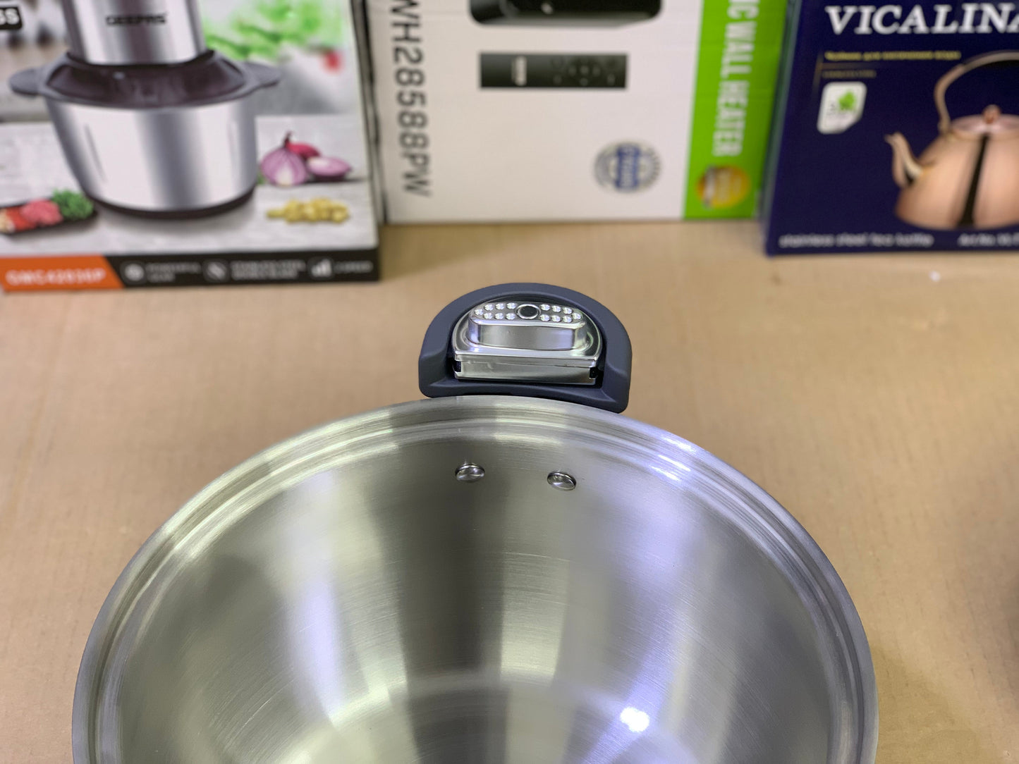 Lot 2 in1 Pressure Cooker with steamer Stainless Steel Easy lock and unlock