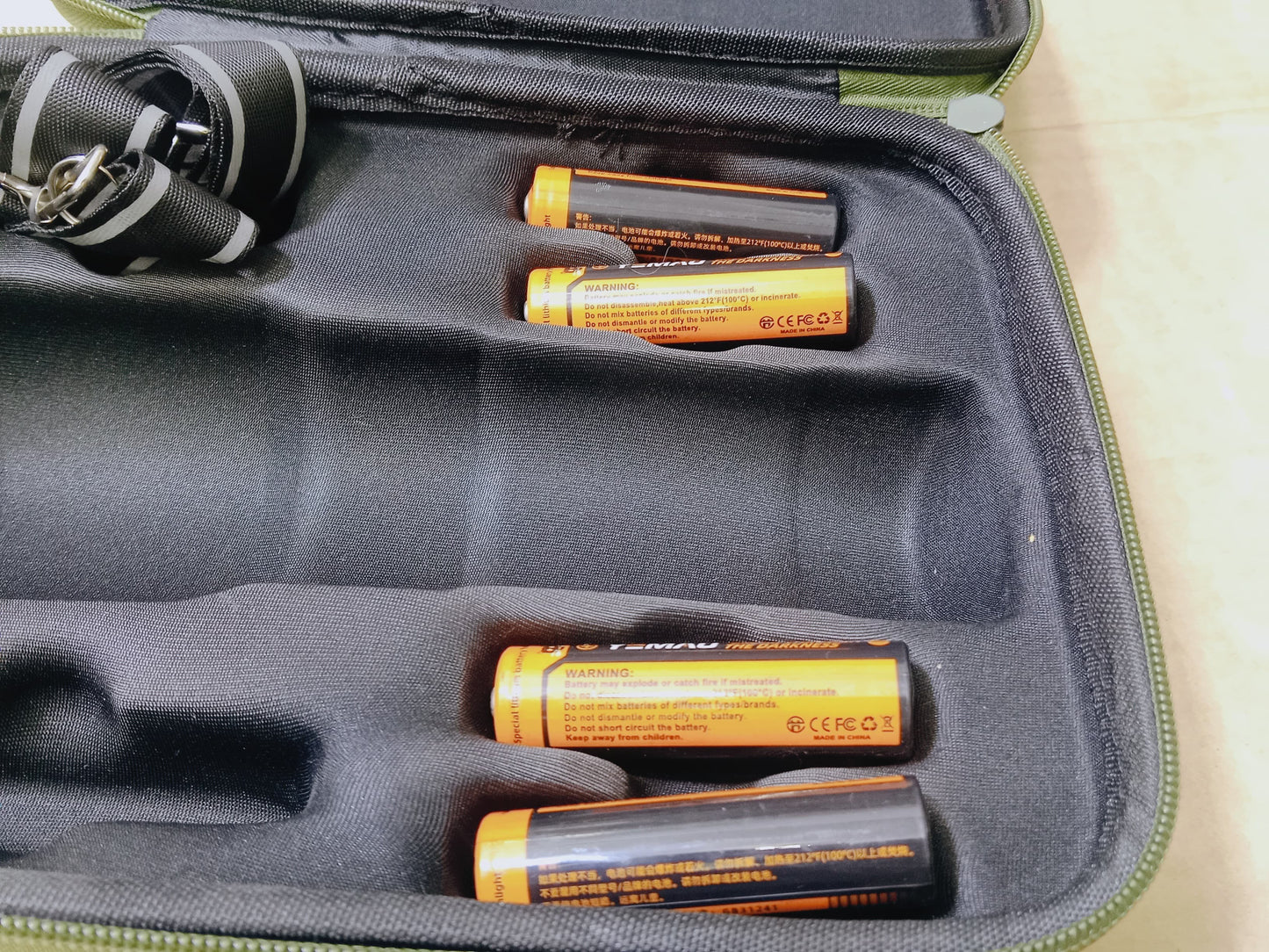 LED Flashlight Ym- G501 l Campaign Torch