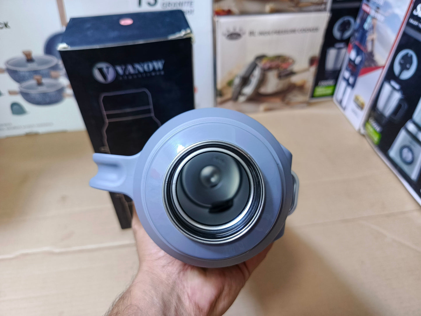 VANOW Bottle l 1.8L capacity l stainless steel Body :SUS 316