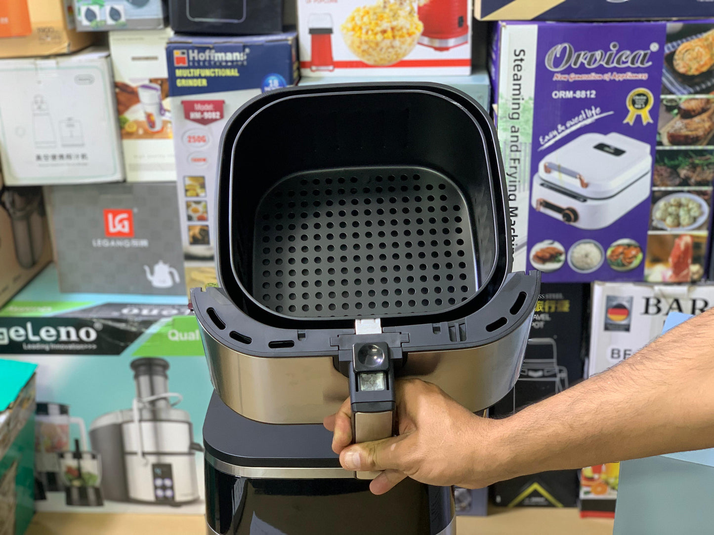 Uakeen Digital Air Fryer |10L and 1700W| ZL- 1703