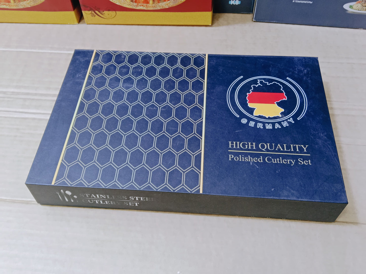 Black and Golden Cutlery Set 24 Pieces