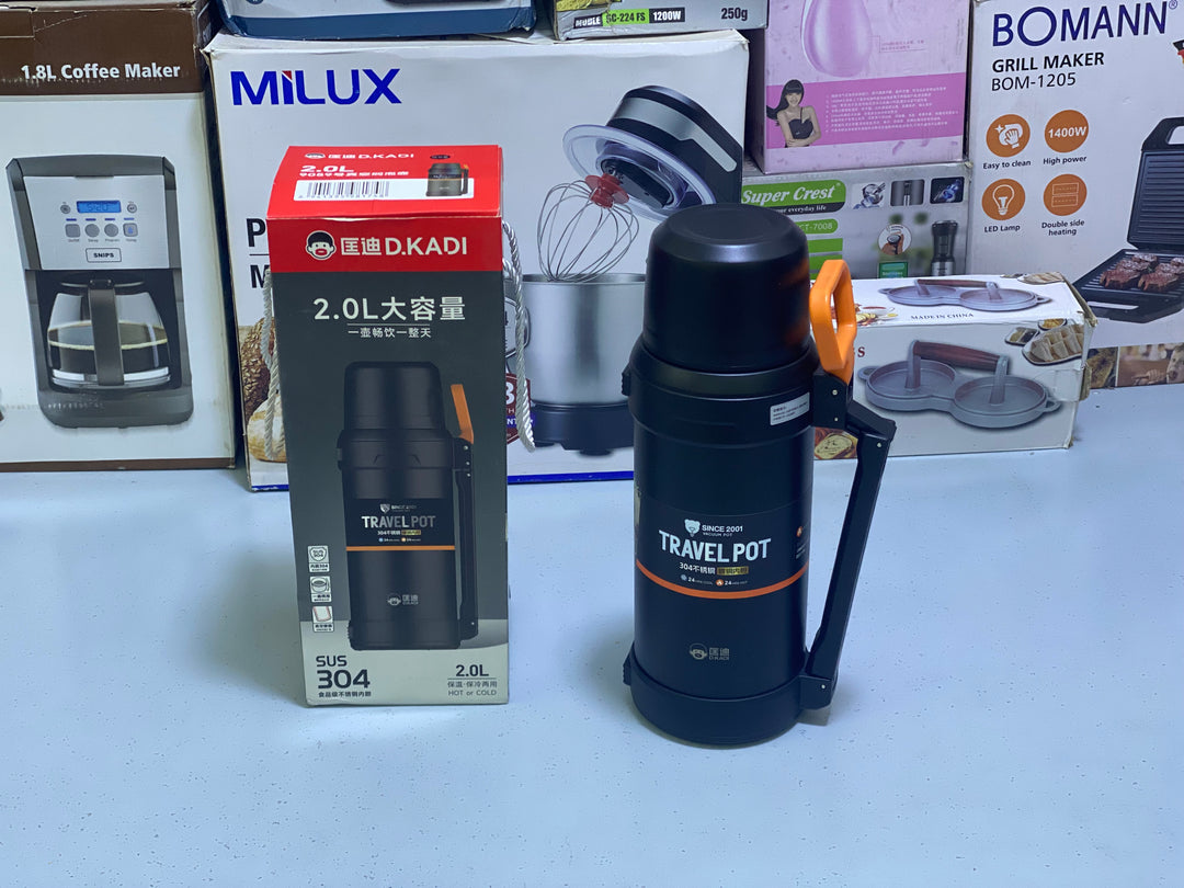 D. Kadi Stainless Steel Water Bottle 2L