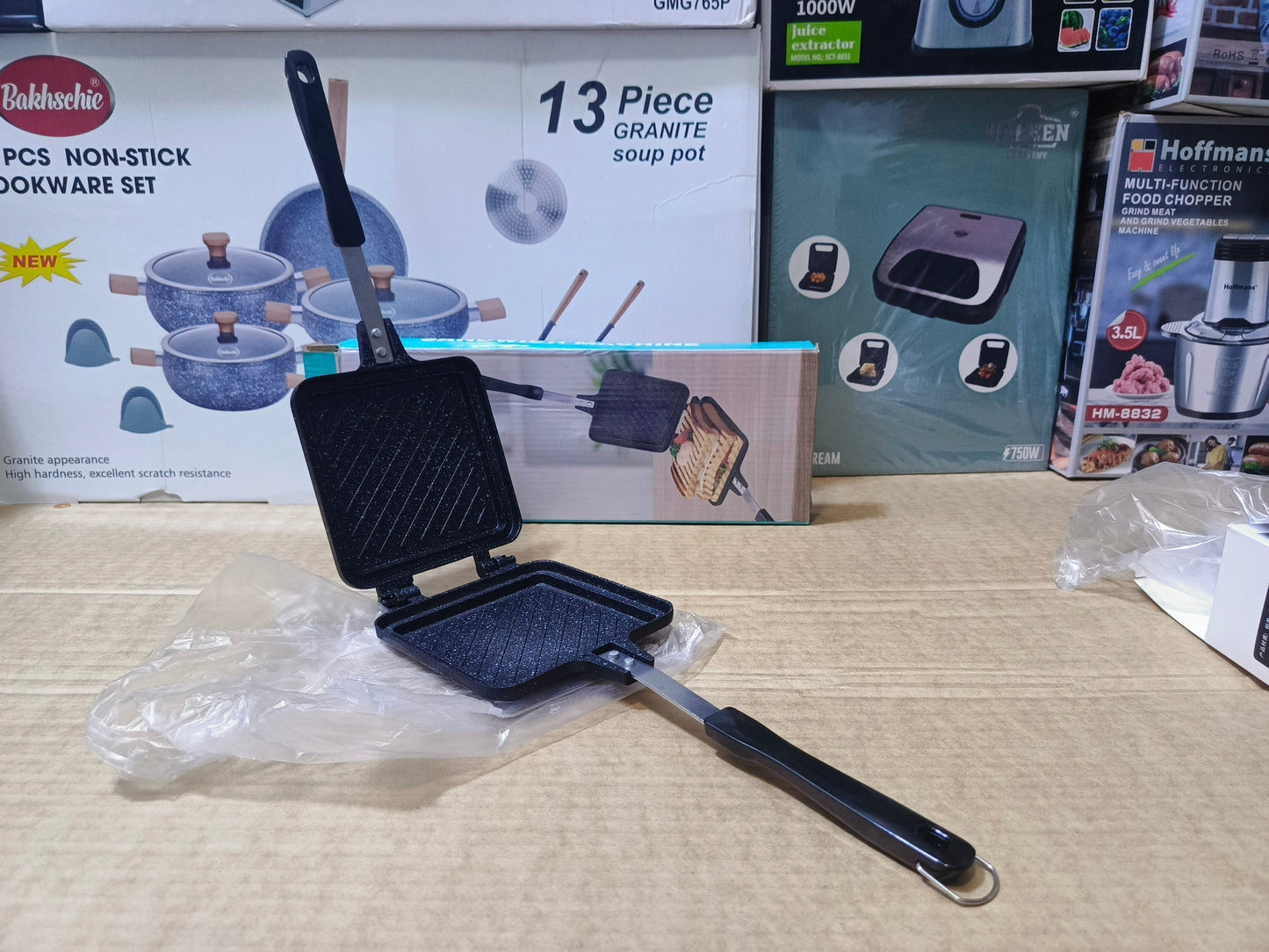 Non Stick Sandwich Machine