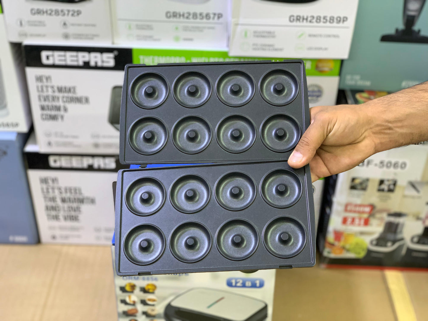 Orvica Sandwich Maker 12 in 1 complete set