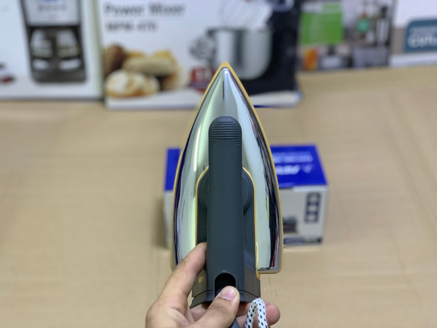 Arshia Dry Iron 1200 Watt