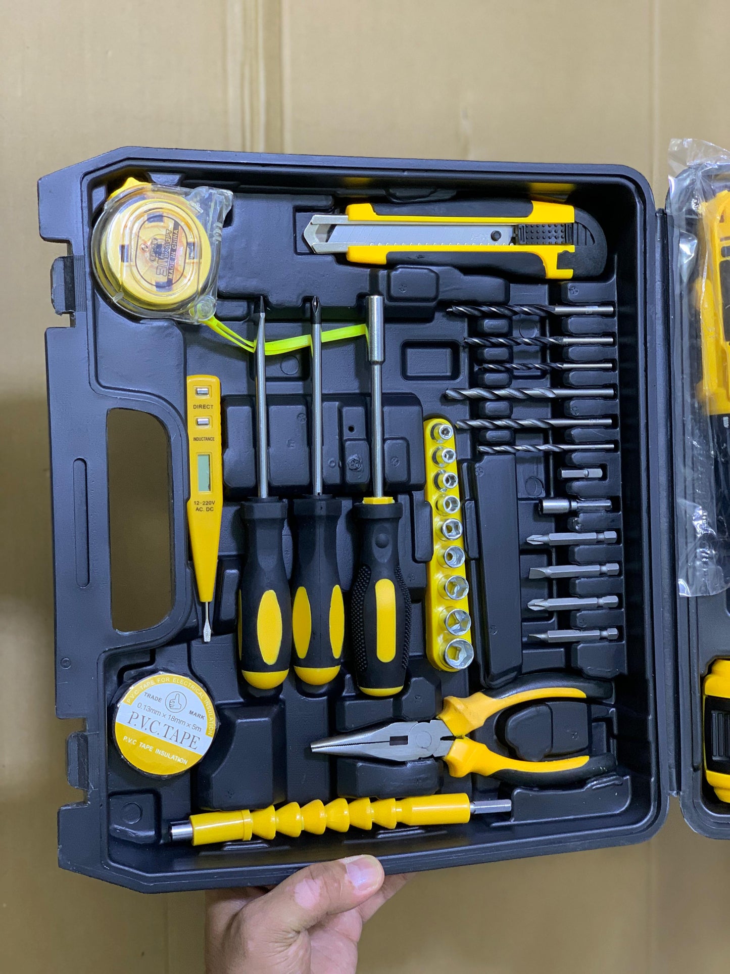 Dunlandi Drilling tools set