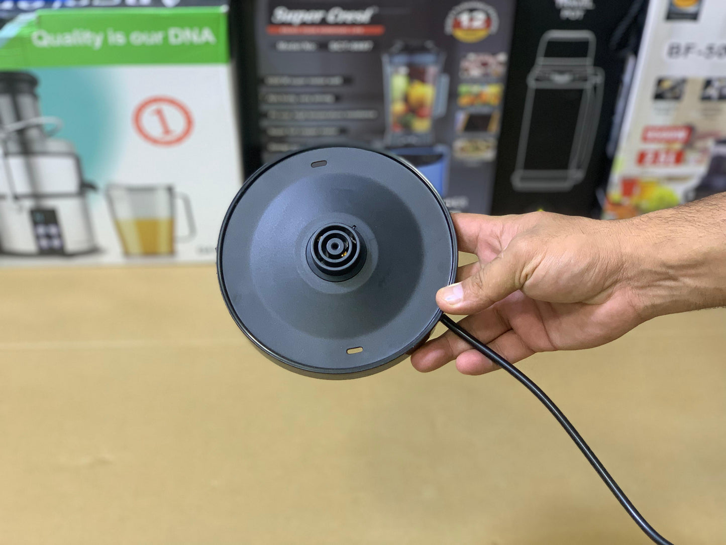 Plus Philips 2.0 Liters High Quality Electric Automatic Kettle with most advanced technology and material