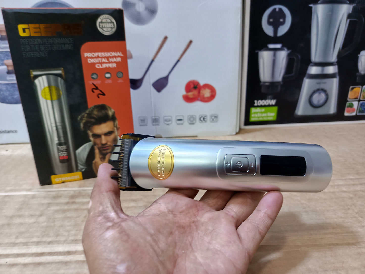 Geepas Precision Performance For The Best Grooming Experience 2 Year Warranty