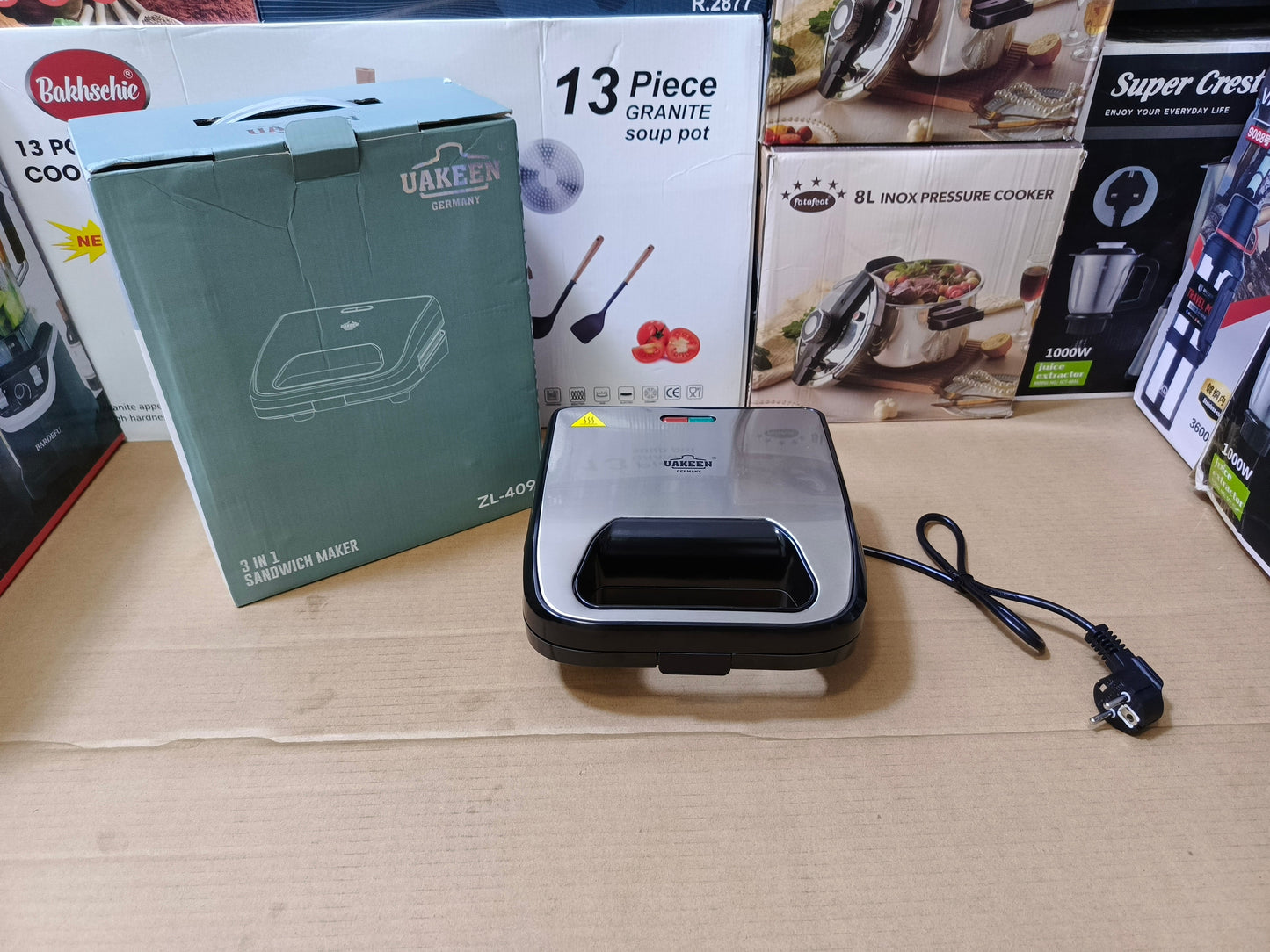 Uakeen 3 in 1 Sandwich Maker 750W l ZL-409