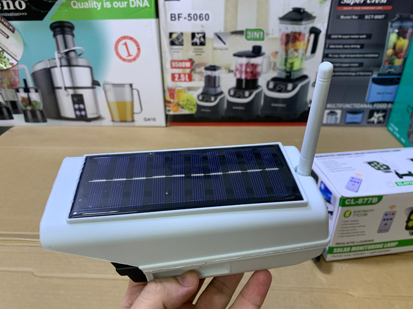 Solar Monitoring Lamp Human body induction + Light operated CL-877B