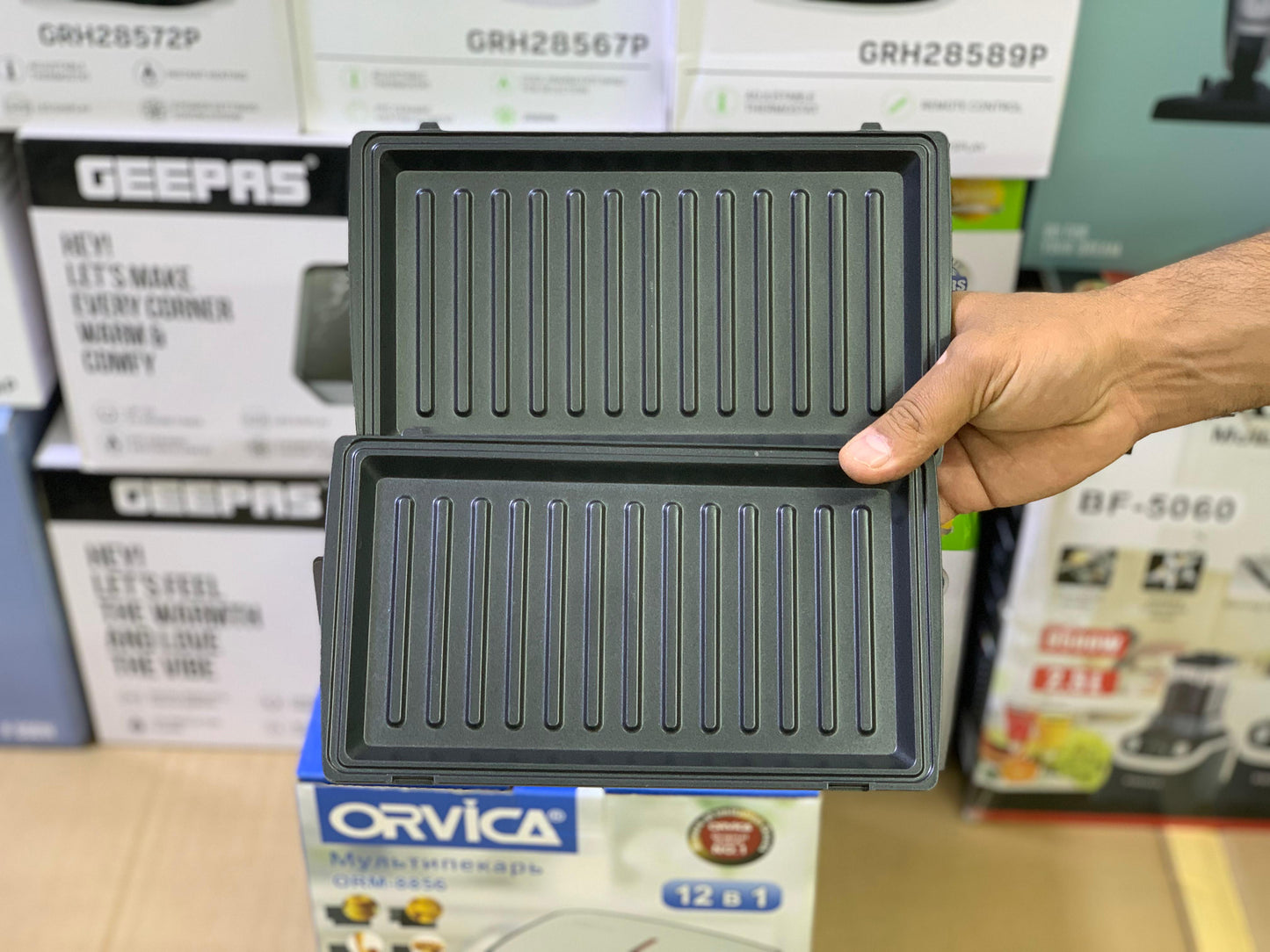 Orvica Sandwich Maker 12 in 1 complete set