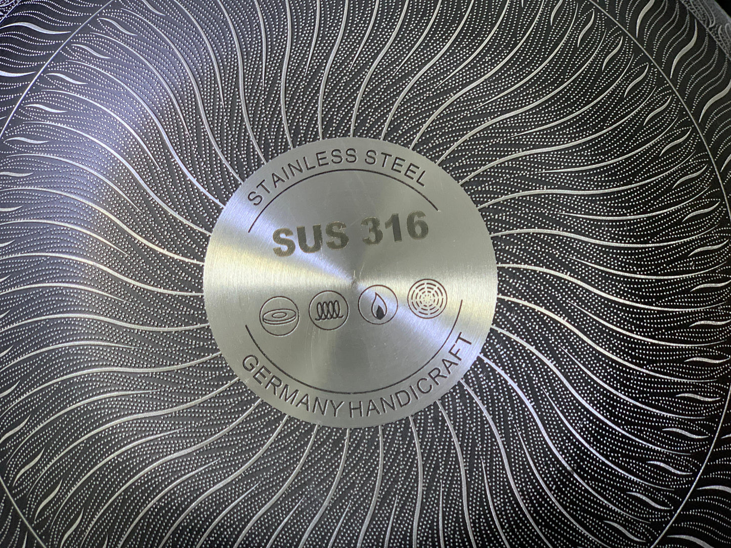 Laser Coating Shallow Type Casserole Handi- Shape Stainless Steel