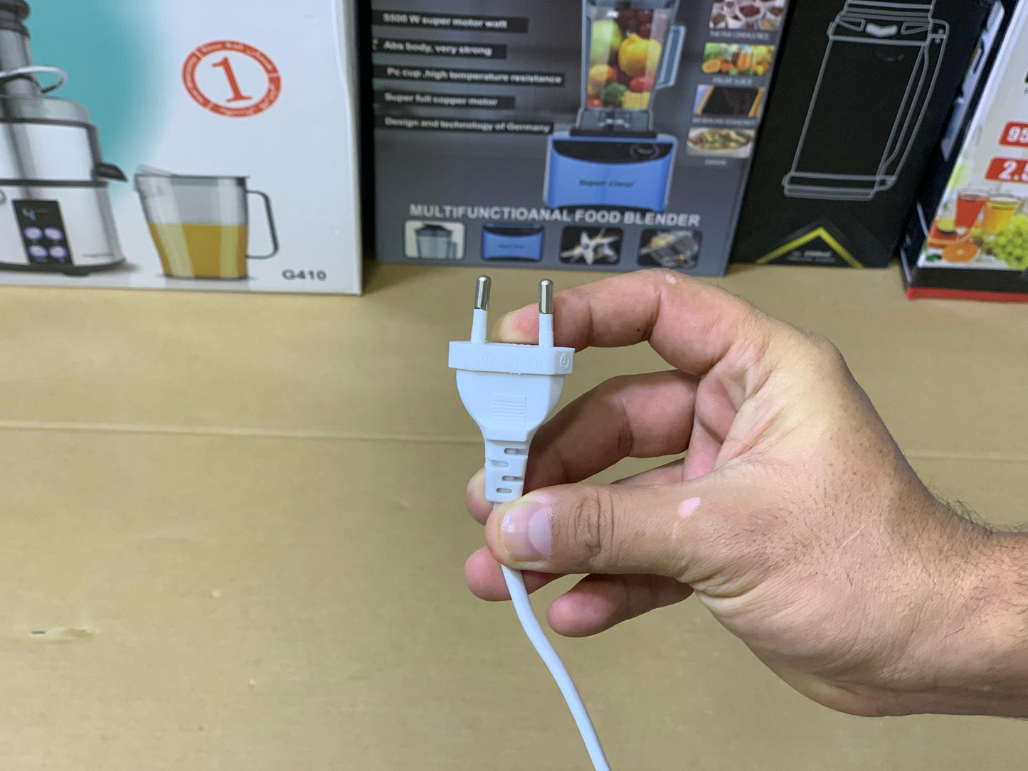 SCARLETT Super Hand Mixer 7 Speeds Easy to Hold and 260w