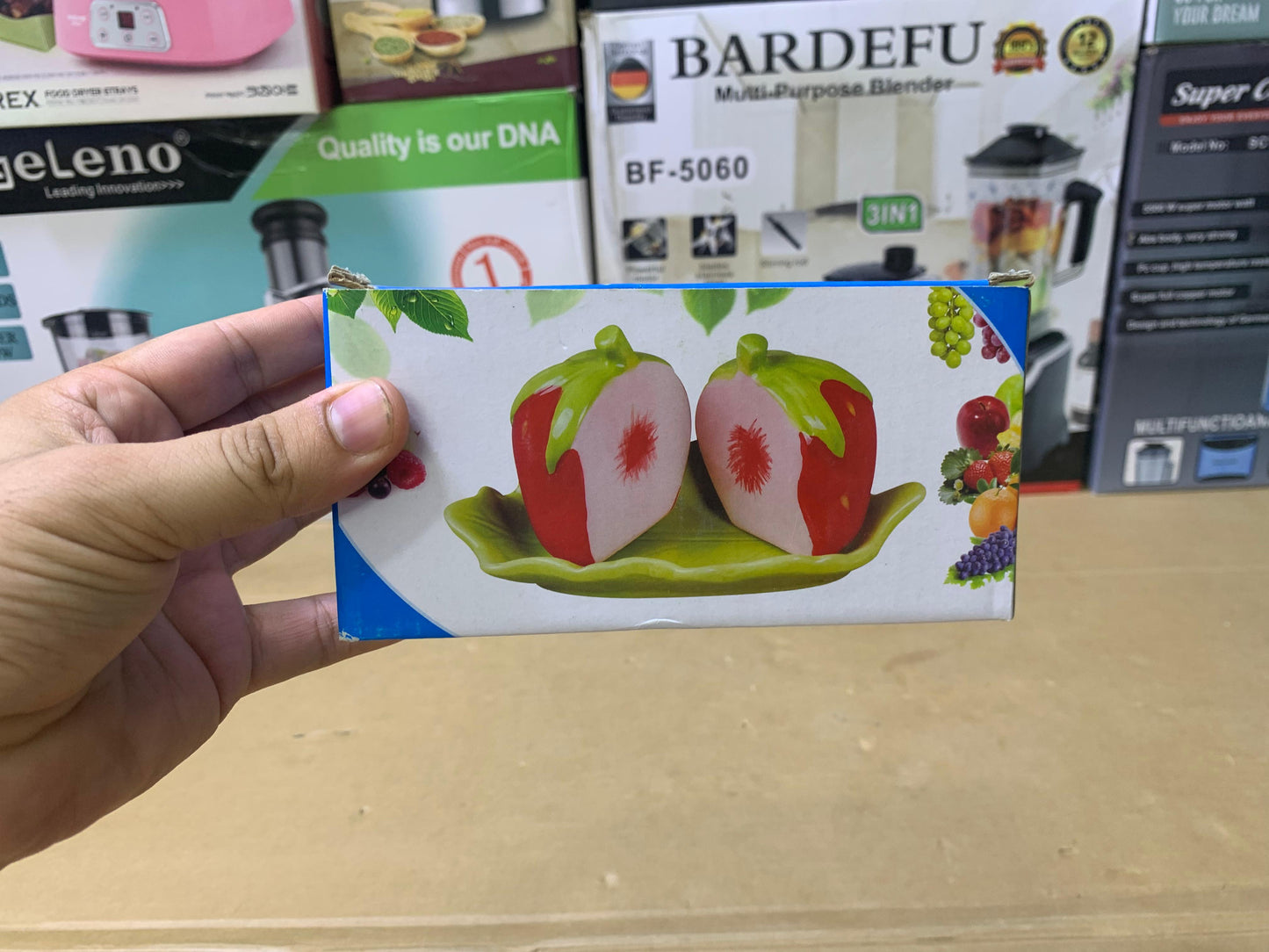 Spice and Salt organizer Strawberry design