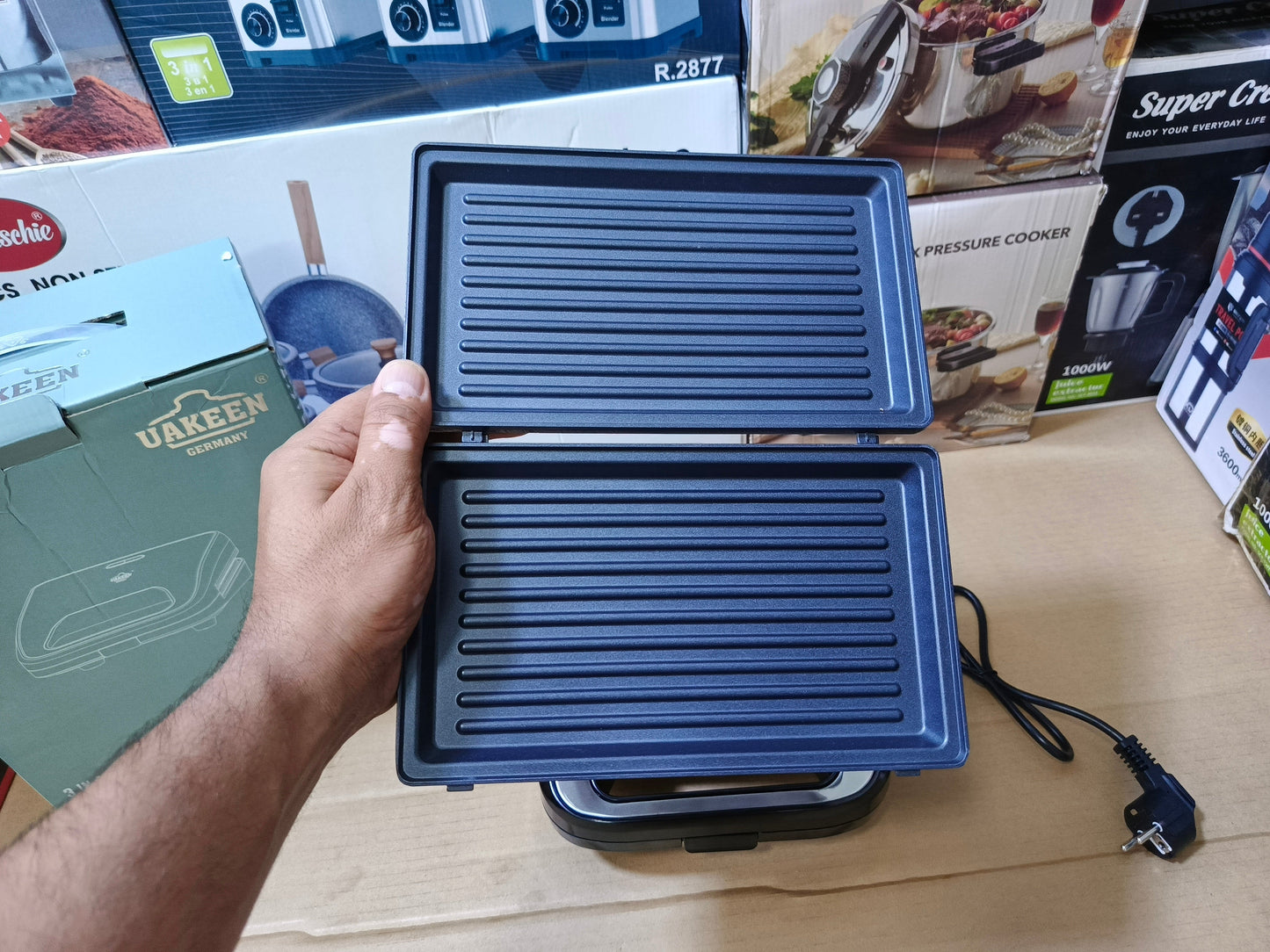 Uakeen 3 in 1 Sandwich Maker 750W l ZL-409