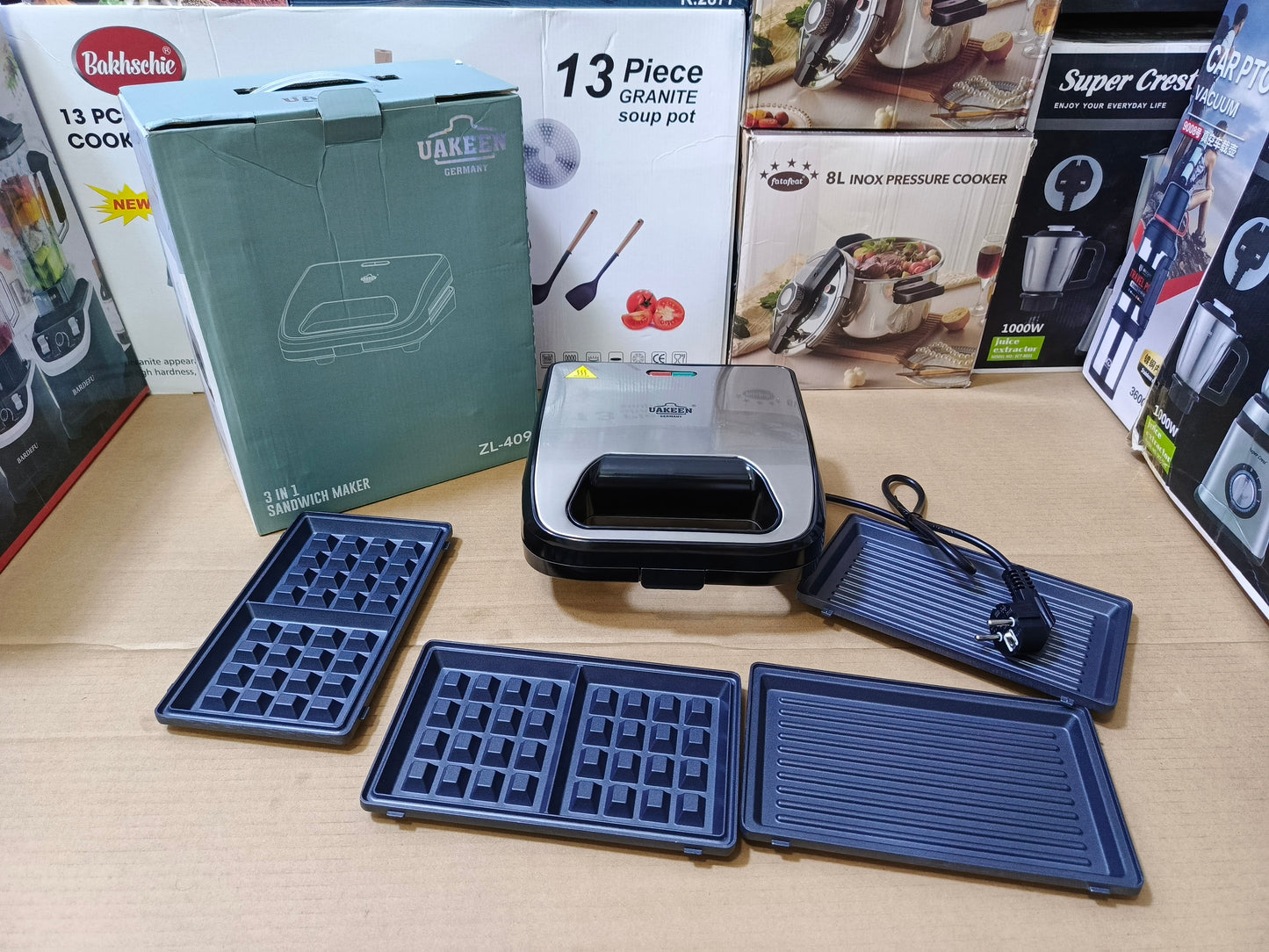 Uakeen 3 in 1 Sandwich Maker 750W l ZL-409