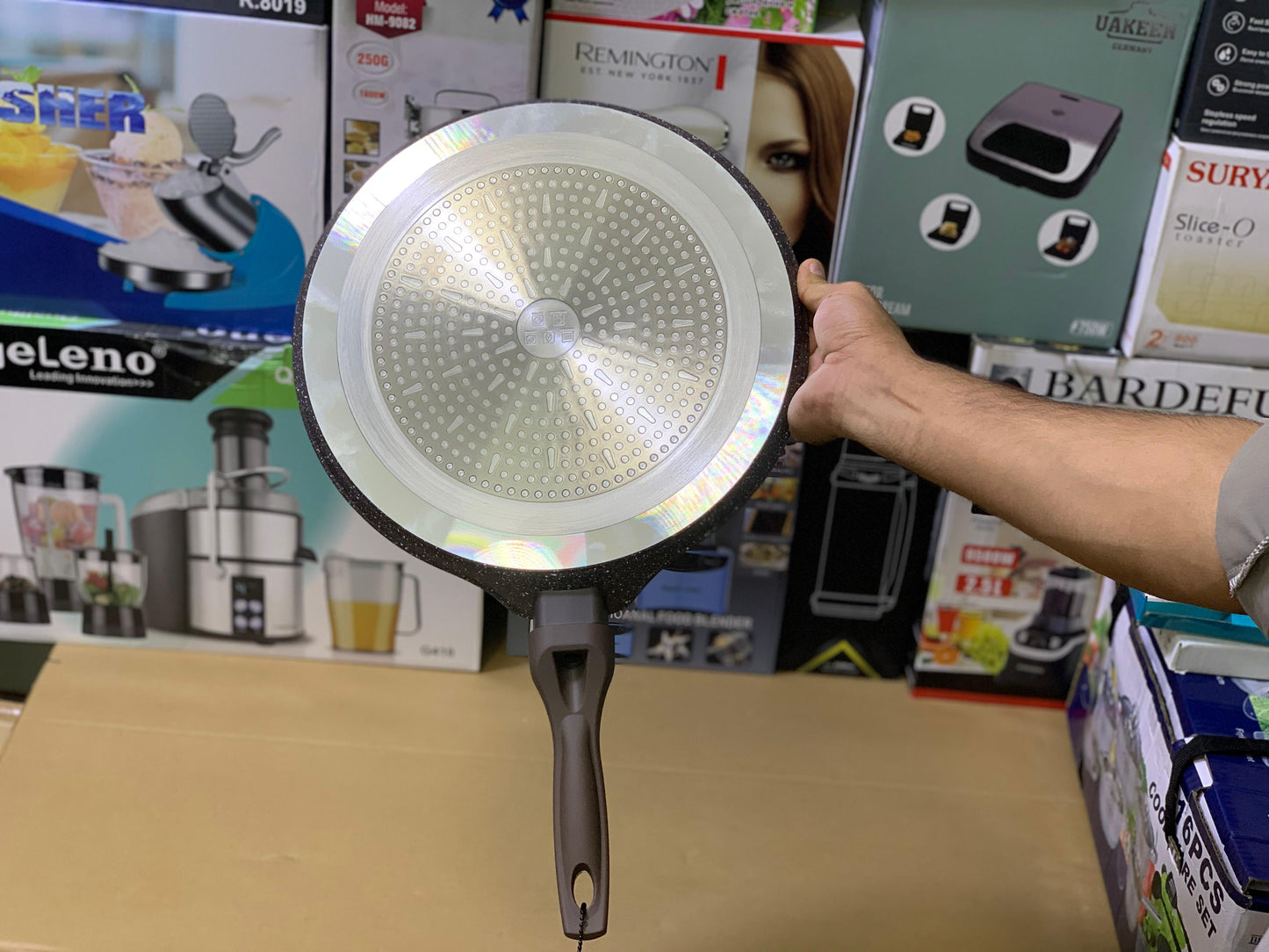 Non Stick Creepy Pans - Pizza Pan and Tawa 32cm Granite Coating Color Dark