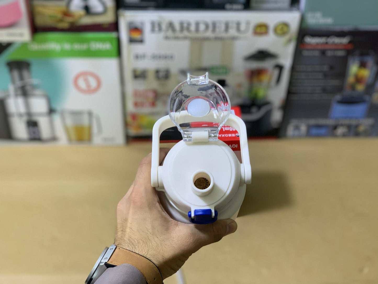 D. Kadi Bottle 900ML