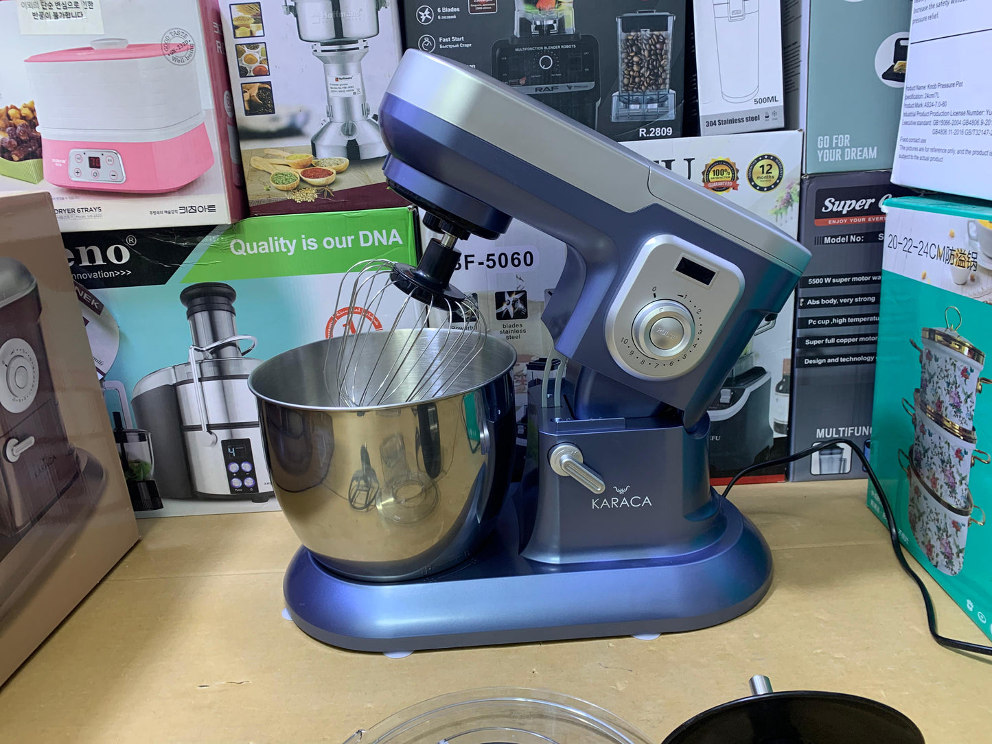 Karaca Stand Mixer 6.5L and Digital Timer display