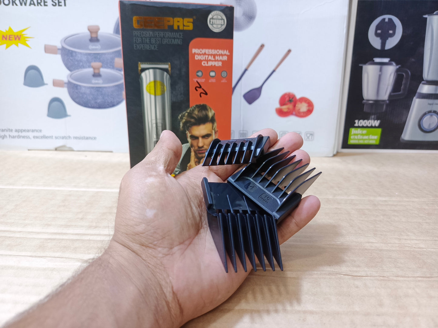 Geepas Precision Performance For The Best Grooming Experience 2 Year Warranty