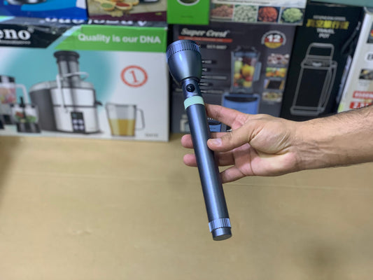 Rechargeable Geepas Handheld Flashlight 4 Hours Backup Aluminum Body and Li-ion 2*18650 3.7v Battery 5000mAh